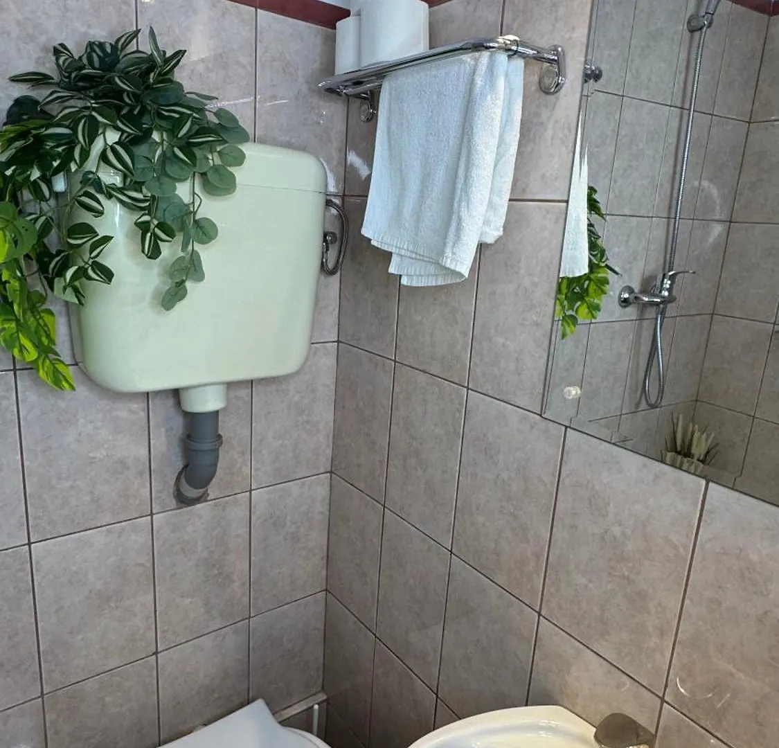 Cozy Getaway Cismigiu 3 Room Apartment Бухарест